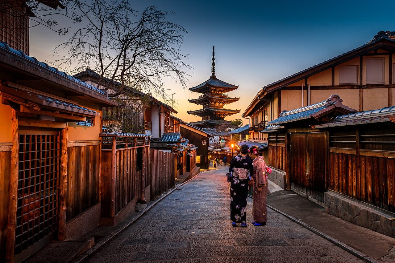 京都府亀岡市の街並みイメージ